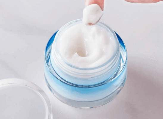 Mỹ Phẩm Dưỡng Ẩm Cho Da Khô